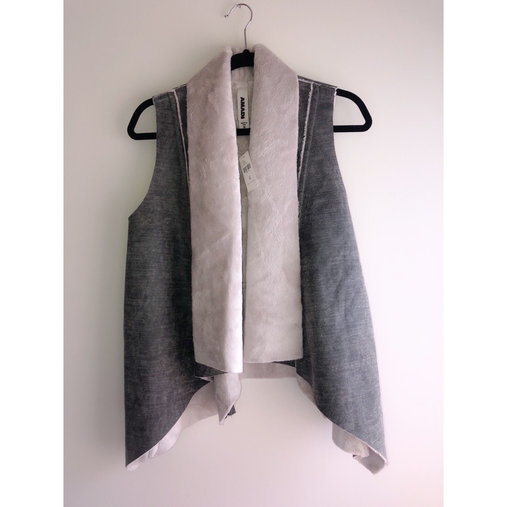 NWT Anthropologie Amari Vest (MED)